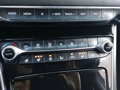Hyundai Grandeur 2017, 87666 км, за 10358.31 USD - фото 14