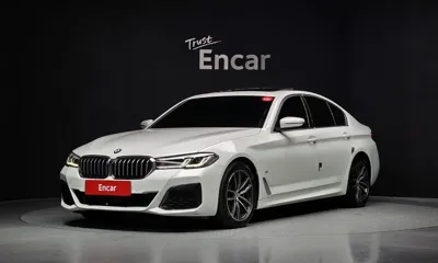 BMW 5-Series · 2023 год