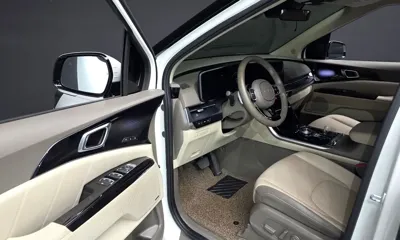 Kia Canival 2023, 65781 км, за 26802 USD - фото 10