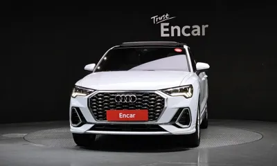 Audi Q3 2023, 79136 км, за 31160.58 USD