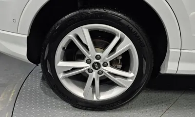Audi Q3 2023, 79136 км, за 31160.58 USD