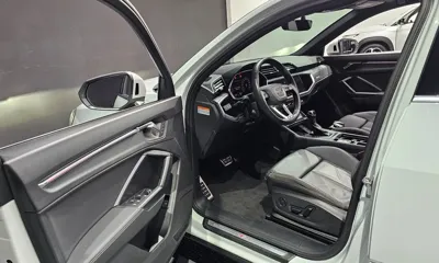 Audi Q3 2023, 79136 км, за 31160.58 USD - фото 10