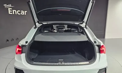 Audi Q3 2023, 79136 км, за 31160.58 USD - фото 31
