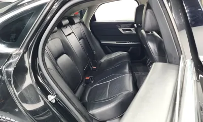 Jaguar XF 2018, 84989 км, за 5880.41 USD - фото 12