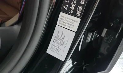 BMW 5-Series 2026, 12603 км, за 74701.33 USD - фото 20