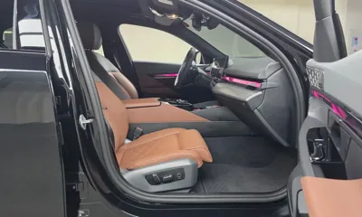 BMW 5-Series 2026, 12603 км, за 74701.33 USD - фото 26
