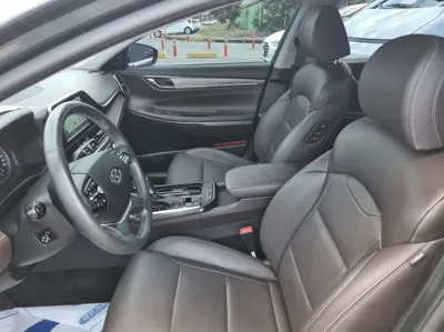 Hyundai Grandeur 2019, 47233 км, за 13023.37 USD - фото 10