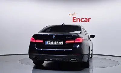 BMW 5-Series 2021, 77733 км, за 19372.03 USD