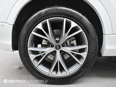 Audi Q8 2021, 39013 км, за 46037.62 USD