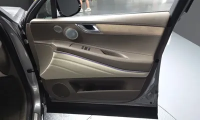 Genesis GV80 2023, 35436 км, за 36338.8 USD - фото 24