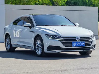 Volkswagen CC 2020, 75000 км, за 15759.32 USD
