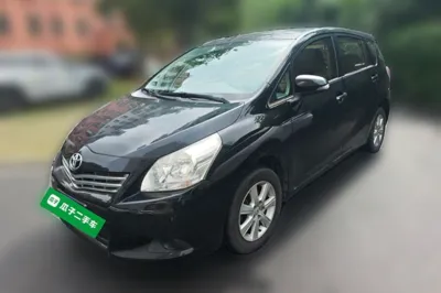 Toyota Verso · 2014 год