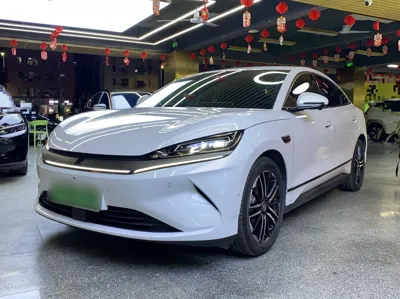 BYD Qin · 2025 год