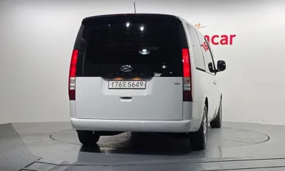 Hyundai Staria 2022, 42474 км, за 17773.37 USD