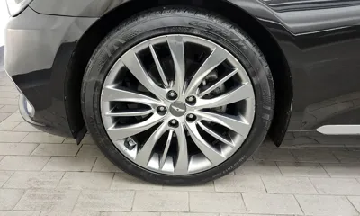 Genesis G80 2018, 213974 км, за 6892.48 USD