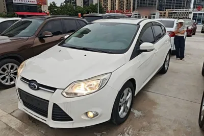 Ford Focus · 2012 год