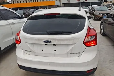Ford Focus 2012, 111300 км, за 4537 USD