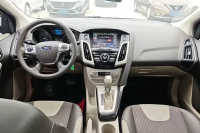 Ford Focus 2012, 111300 км, за 4537 USD - фото 12