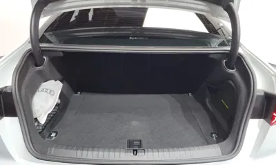 Audi A6 2021, 24053 км, за 22475.58 USD - фото 17
