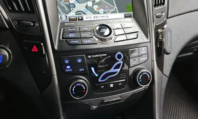 Hyundai Sonata 2012, 128819 км, за 3187.62 USD - фото 17
