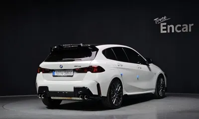 BMW 1-Series 2025, 7274 км, за 38273.43 USD