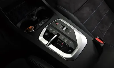 BMW 1-Series 2025, 7274 км, за 38007.09 USD - фото 9