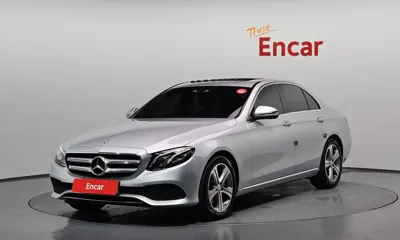 Mercedes-Benz E-Class · 2017 год