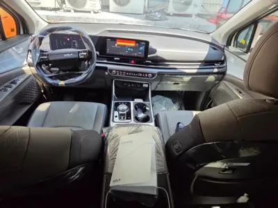 Kia Canival 2026, 20 км, за 11422.54 USD