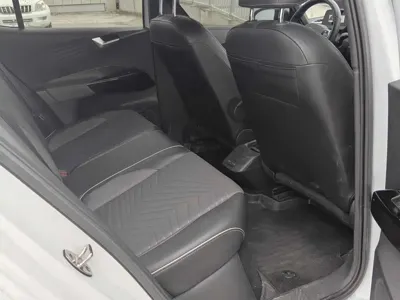Volkswagen ID.3 2023, 30000 км, за 11121.87 USD - фото 11