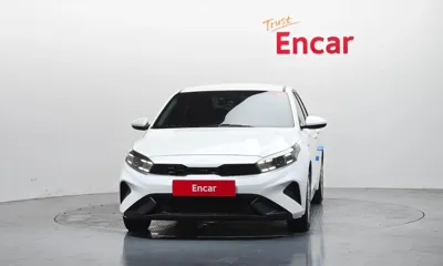 Kia K3 2022, 90903 км, за 8989.96 USD