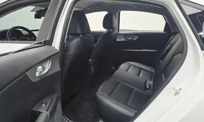 Kia K3 2022, 90903 км, за 8927.4 USD - фото 11