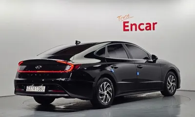 Hyundai Sonata 2021, 87512 км, за 11661.24 USD