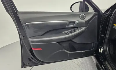 Hyundai Sonata 2021, 87512 км, за 11661.24 USD - фото 24