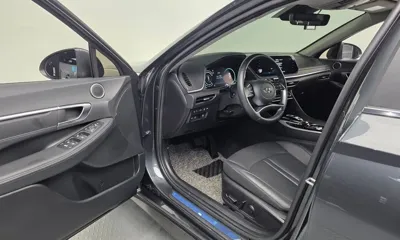 Hyundai Sonata 2022, 55933 км, за 15547.76 USD - фото 10