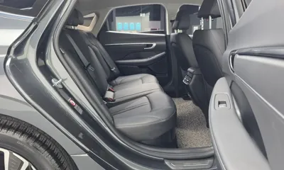 Hyundai Sonata 2022, 55933 км, за 15547.76 USD - фото 12