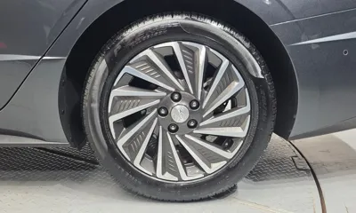 Hyundai Sonata 2022, 55933 км, за 15547.76 USD - фото 21