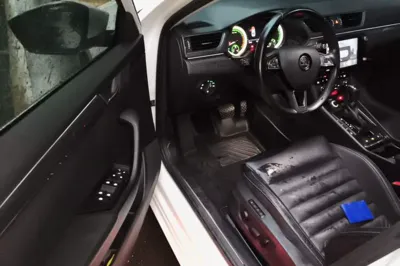 Skoda Superb 2018, 54400 км, за 10353 USD - фото 19