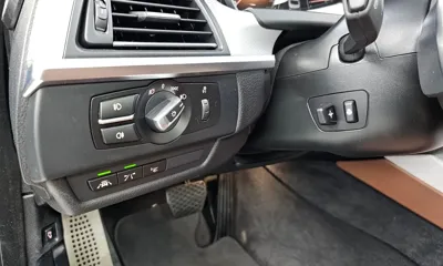BMW 6-Series 2018, 103285 км, за 18214.95 USD - фото 33
