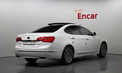 Kia K7 2012, 124432 км, за 2732.24 USD