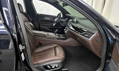 BMW 7-Series 2021, 167423 км, за 31205.23 USD - фото 11