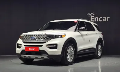 Ford Explorer · 2021 год
