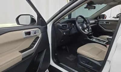 Ford Explorer 2021, 39644 км, за 18818.77 USD - фото 10