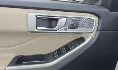 Ford Explorer 2021, 39644 км, за 18818.77 USD - фото 29