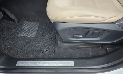 Ford Explorer 2021, 39644 км, за 18818.77 USD - фото 31