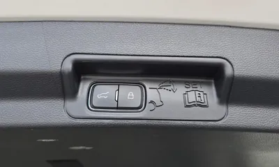 Ford Explorer 2021, 39644 км, за 18818.77 USD - фото 33
