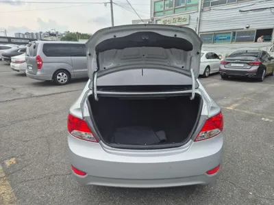 Hyundai Accent 2014, 94841 км, за 3216.49 USD - фото 14