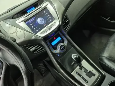 Hyundai Avante 2013, 105789 км, за 3413.42 USD - фото 10