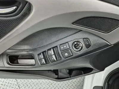 Hyundai Avante 2013, 105789 км, за 3413.42 USD - фото 18