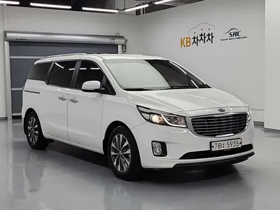 Kia Canival 2016, 94451 км, за 7614.55 USD