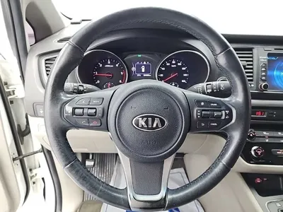 Kia Canival 2016, 94451 км, за 7557.01 USD - фото 9